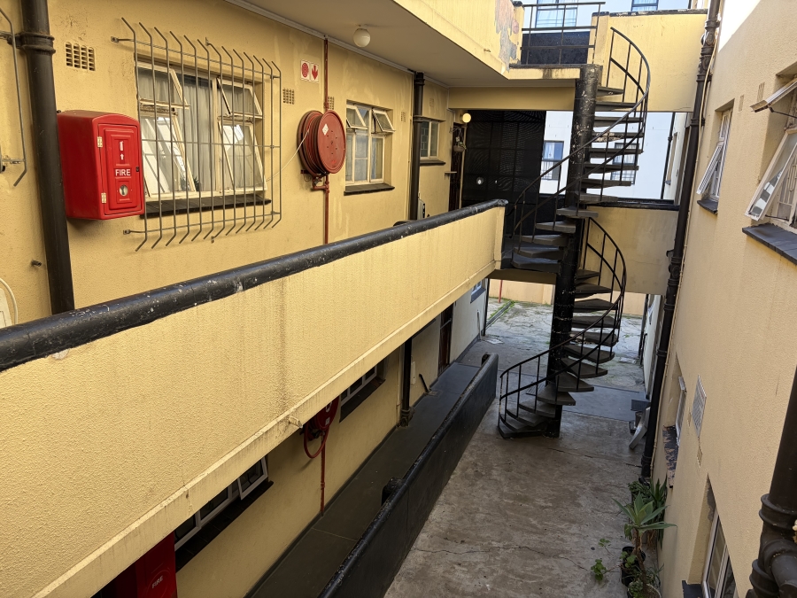 2 Bedroom Property for Sale in Parow Western Cape